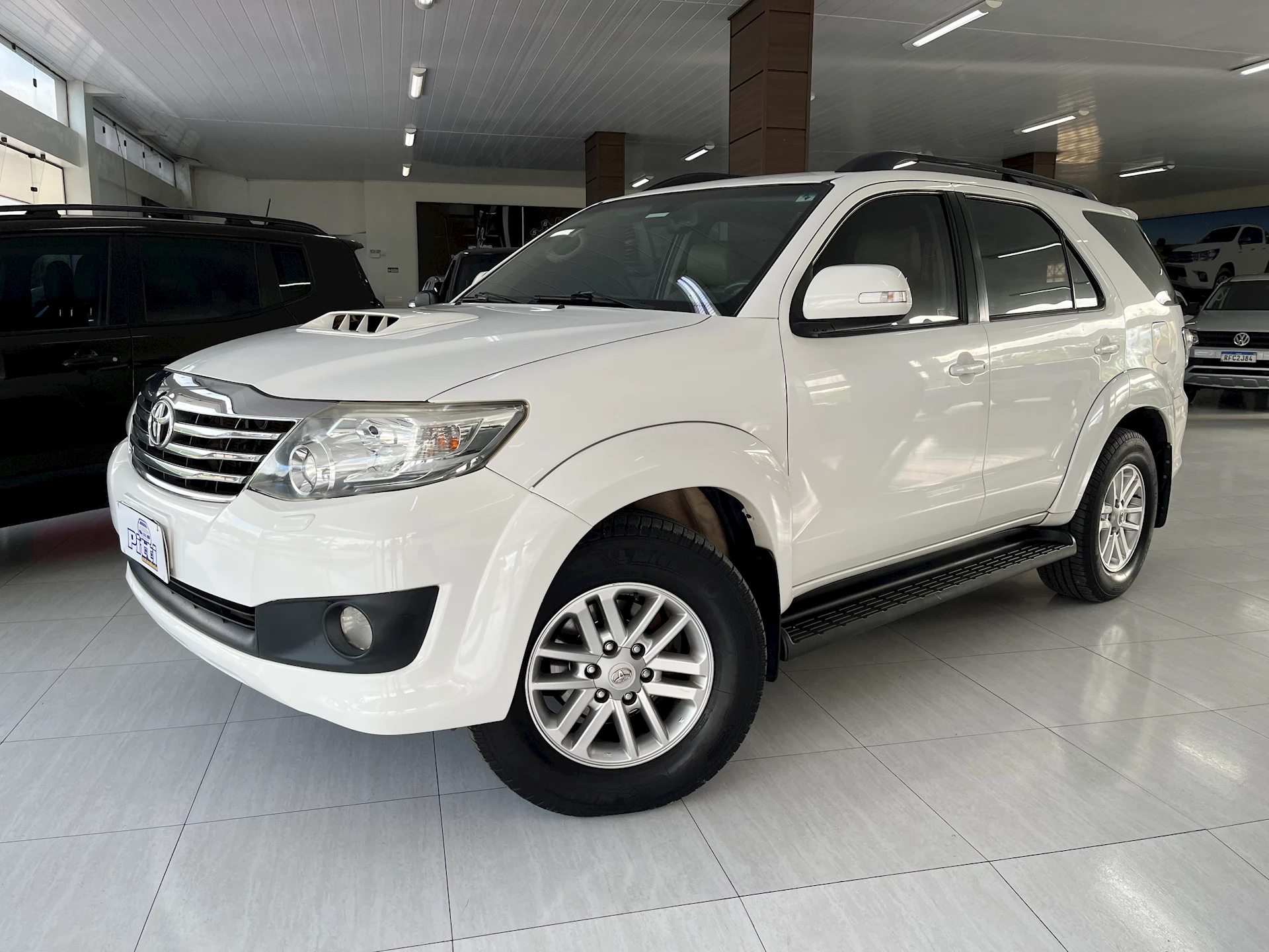 Hilux SW4 SRV 2013