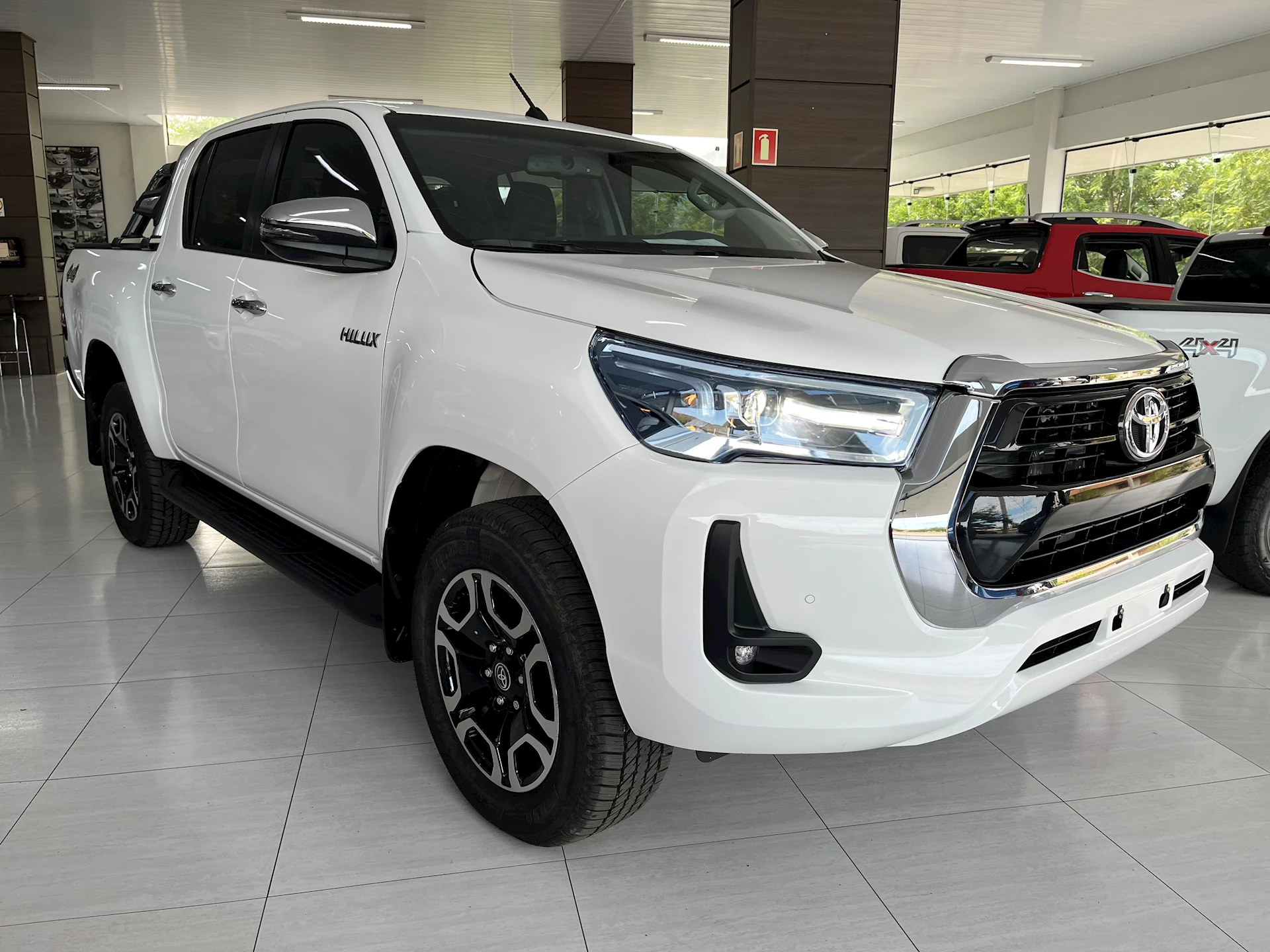 Hilux SRV 2024