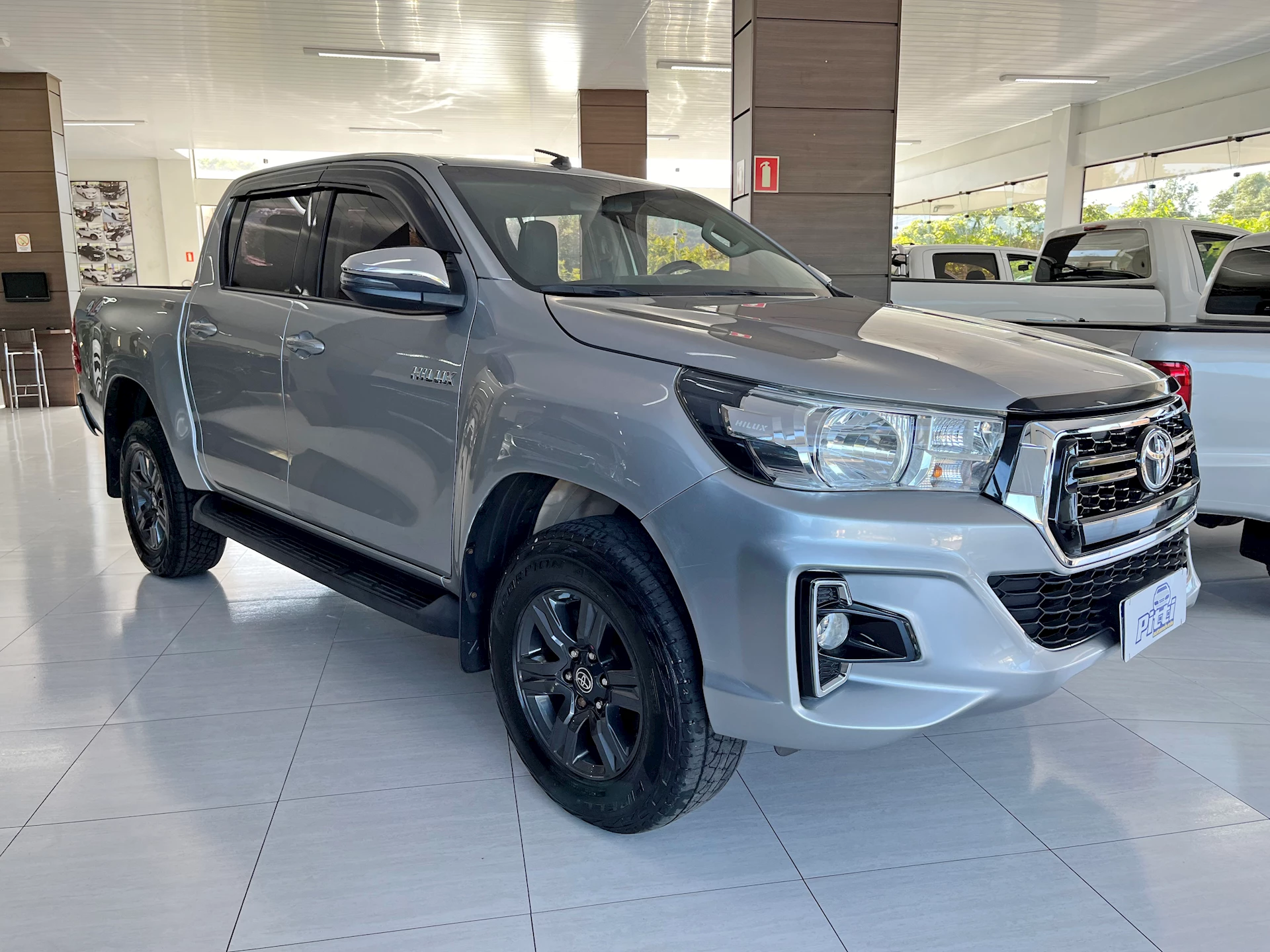 Hilux STD 2019